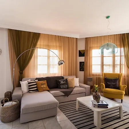 Apartamento Lovely 2br House.old Town. Kavala